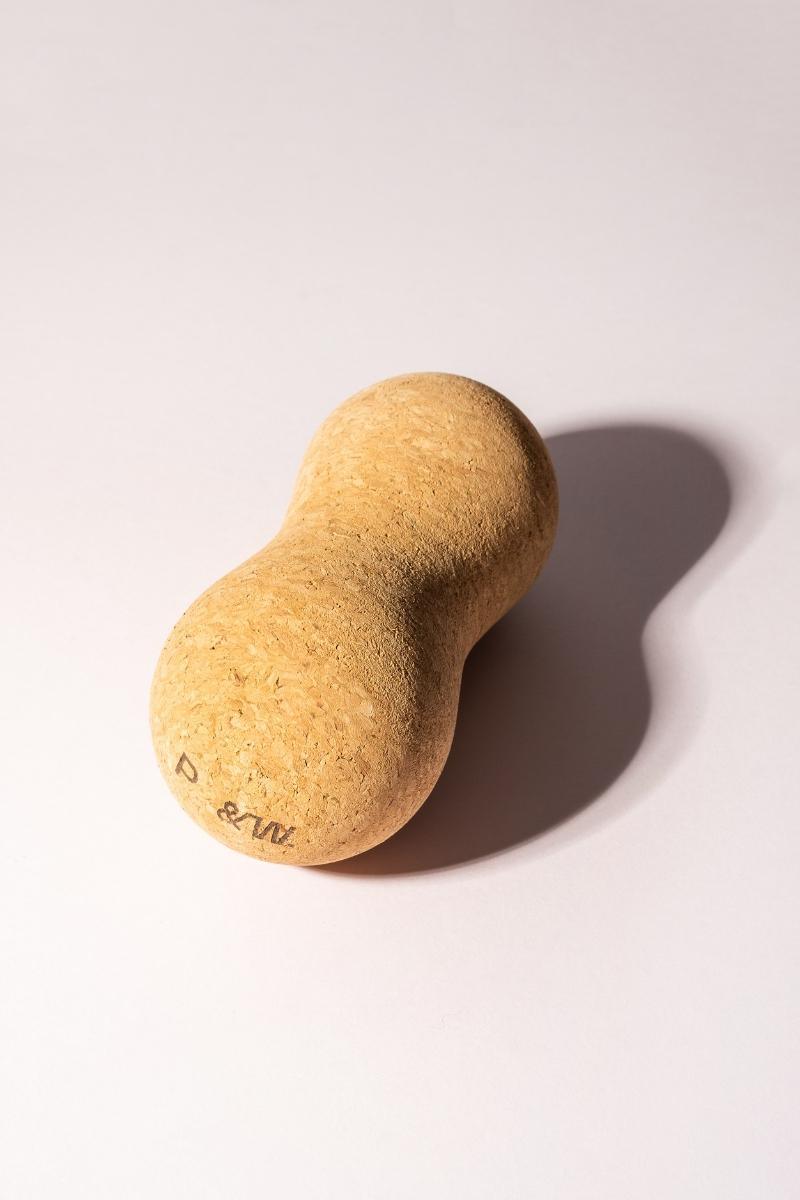 Cork massage ball + peanut - pepeandwolf